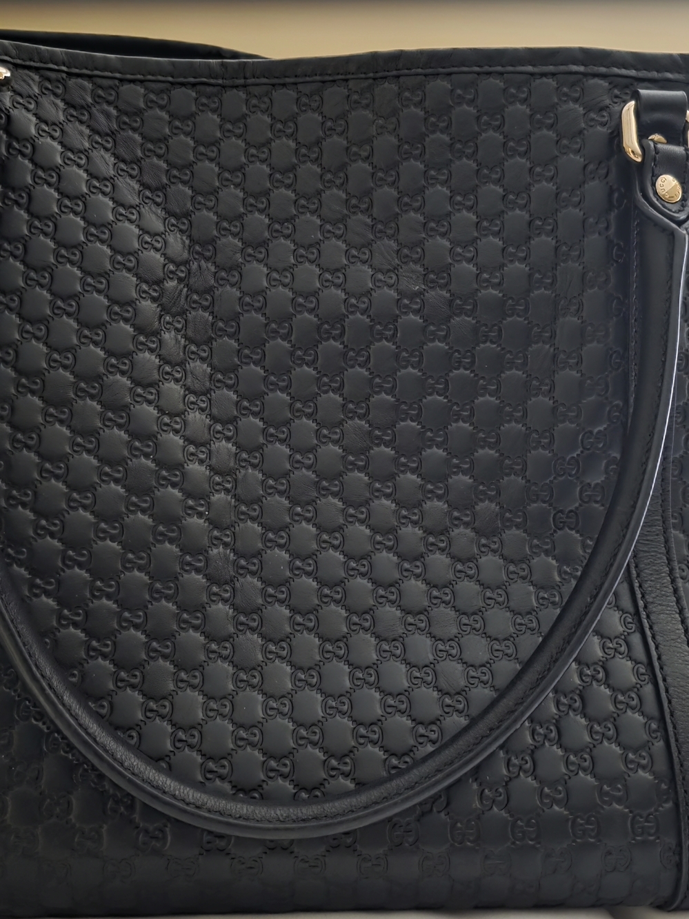 Gucci Microguccissima Bree Tote - Picture 3 of 9